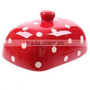porcelain/ceramic butter dish with lid