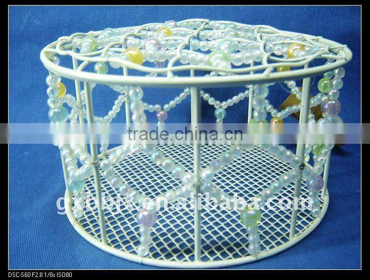 Round creamywhite wire decorative with mix pearl storage box with lid
