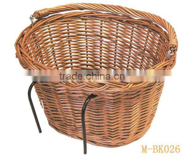 Chic Wicker bicycle basket with liner
