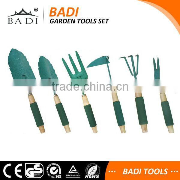 6pcs sets wood handle hand garden tool set with saw blade on the shovel