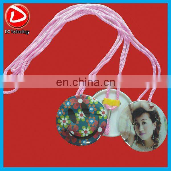 2015 newest wholesale promotional button badge making mould 32mm