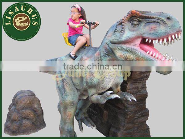 Lisaurus-V get on horses rider
