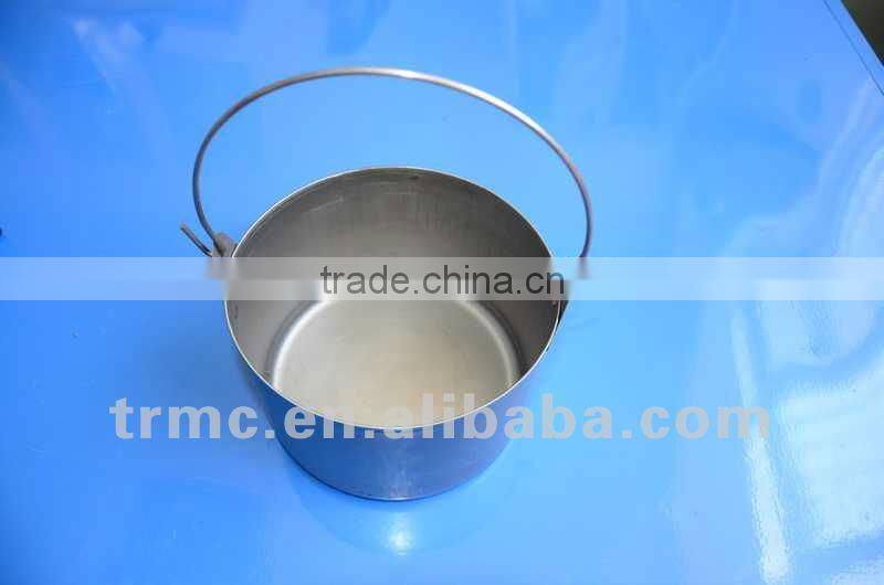 metal paint bucket