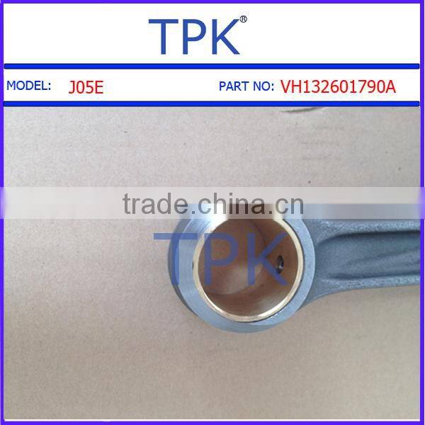 Kobelco SK200-8 connecting rod, con rod, VH132601790A