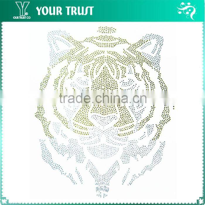 Lady Hot Pink Turquoise Ribbon Cute Dress Iron-on Hot Fix Motif Rhinestone