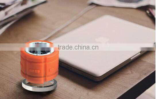 IPX 7 weatherproof shockproof waterproof bluetooth speaker