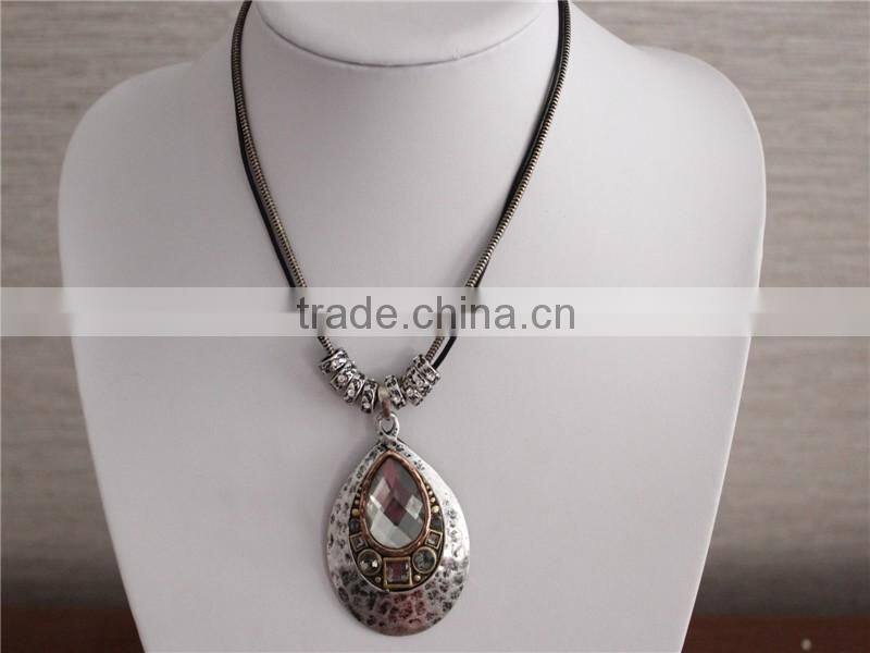 Superior Quality Best Price White Gold Plated Necklace
