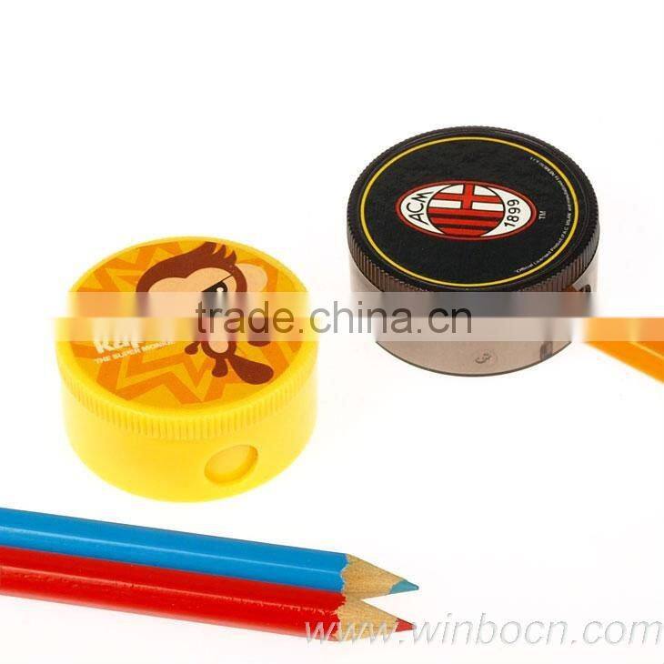 Round shape kids plastic pencil sharpener