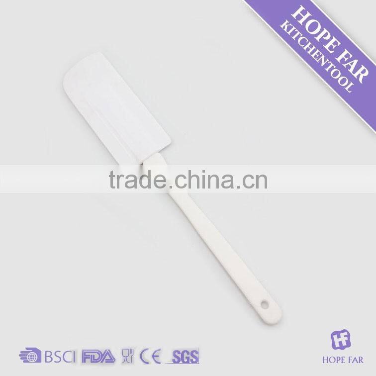 0600018-16-17 High quality white color plastic butter scraper