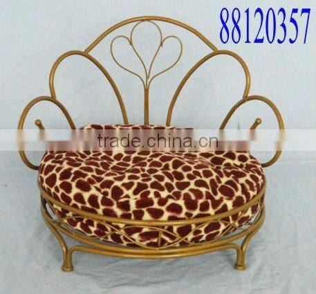 Metal plush animal shaped pet bed