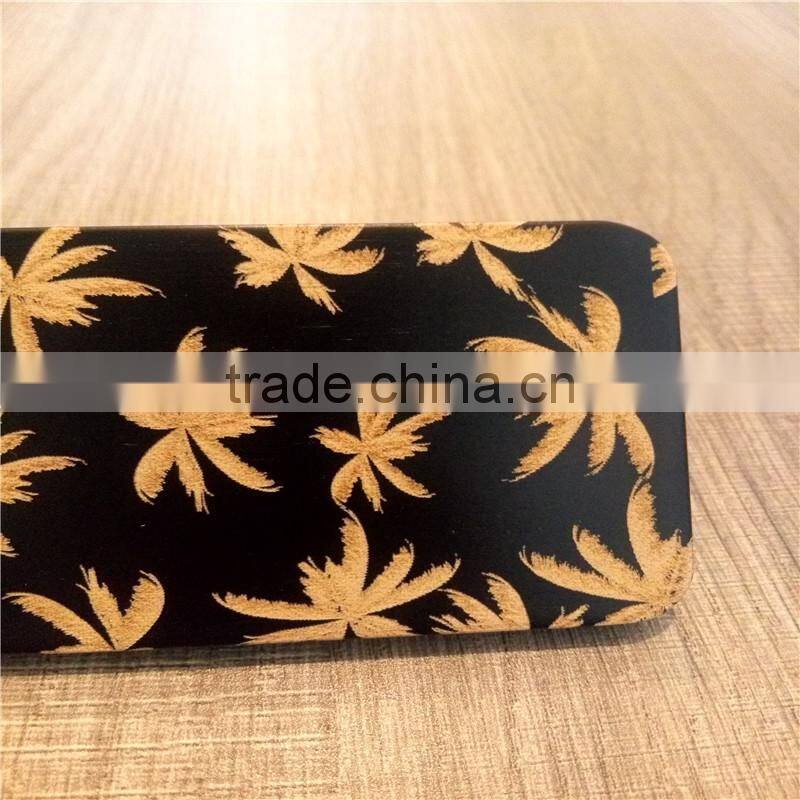 Classical Chinese 2017 newest design PC sticked with wood cartoon carving cell phone case for Iphone