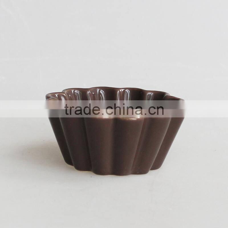 Set of 4 flower shaped ceramic tapas serving dish set