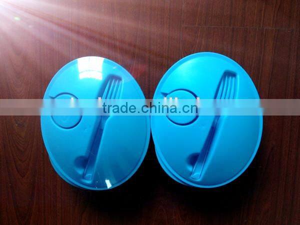 plastic round salad bowl with fork