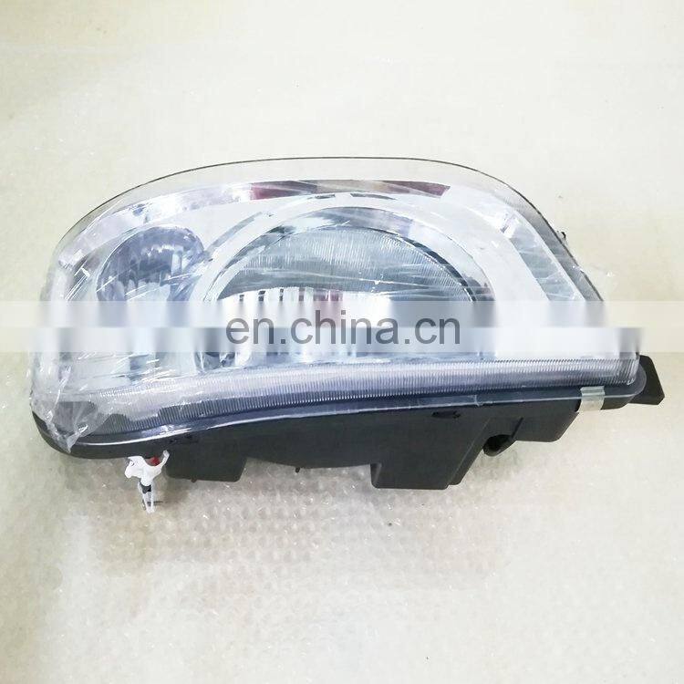 Dongfeng Truck Spare Part 3711020-C42034-A Right Front Combination Lamp Assy