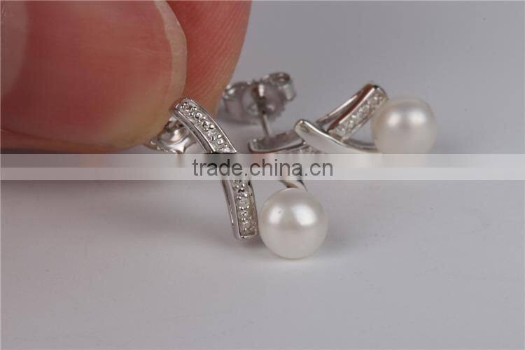 Lastest Design Earrings nature pearl earrings