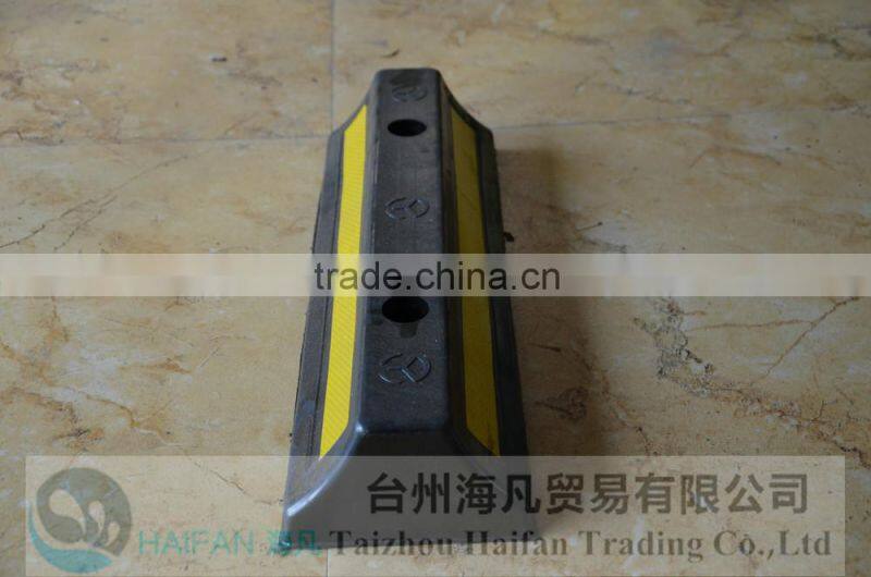 High quality 500mm rubber wheel stopper adjustable loading dock ramp for sale/Car Parking Stopper Made of Synthetic Rubber