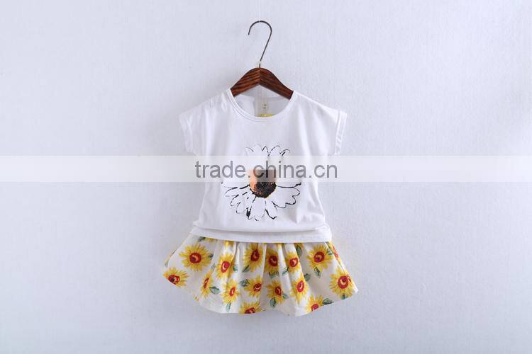 Girls new sets cotton chrysanthemum T-shirts+ skirt two-pieces