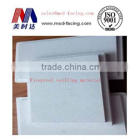 Lightweight waterproof fabric roof membrane