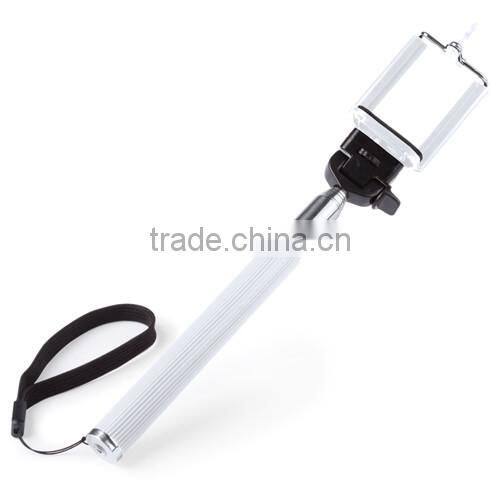 cheap flexible plastic selfie stick