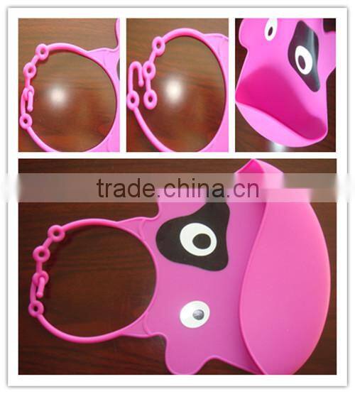 2015 The fashion trend and baby cartoon quirky silicone slobber pocket