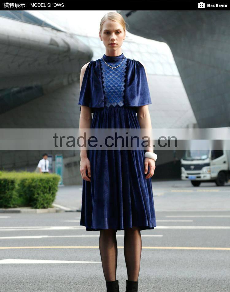 High Quality Sexy Lady Long Lace Sleeve Velvet Embroidered Dress