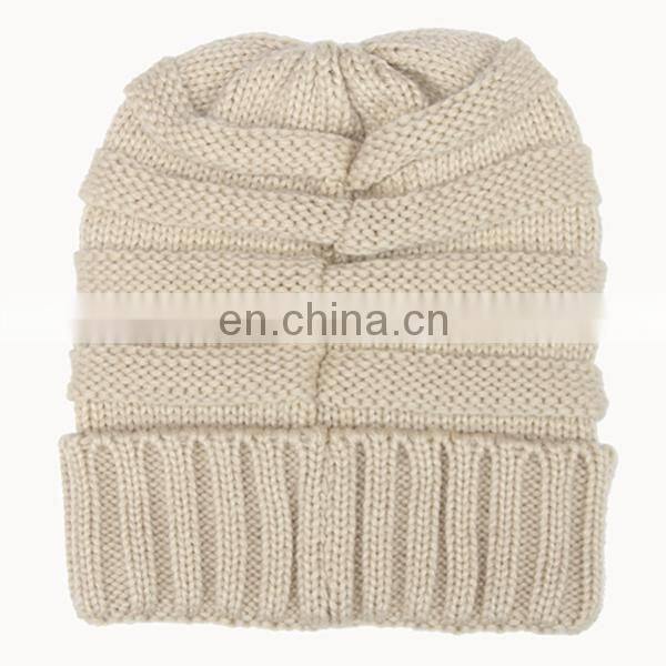 2017 new fashion Autumn and winter new warm care ear wool knitted hat
