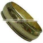 Unfinished Brass Bangle in Antique Look with Primids Pattern
