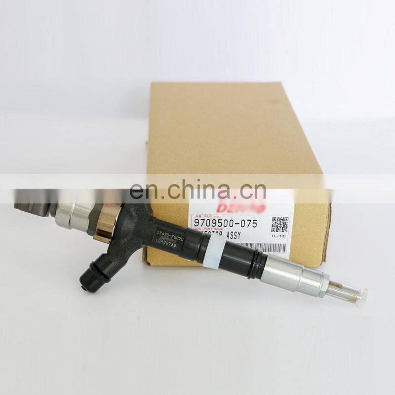 original injector 095000-0751 for 3.0 d4d 1KD-FTV 23670-30020 23670-39025 23670-39026