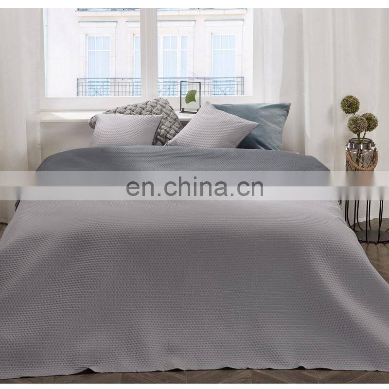 Wholesale Polyester Quilt Queen Size Summer Chinese Bedspreads