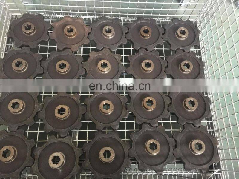 Knife section of cutter blade for harvester