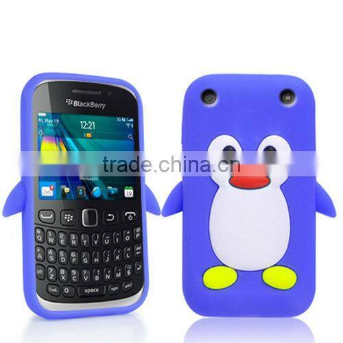 PENGUIN SILICONE SKIN Mobile Phone Case COVER FOR BLACKBERRY CURVE 9320