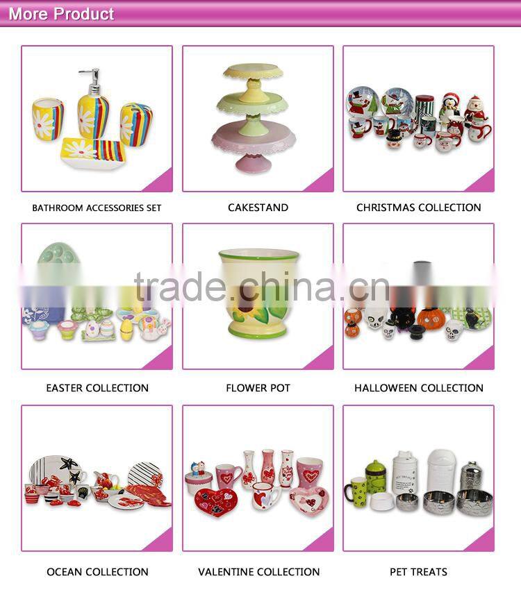 Embossed crap shape ceramic mug