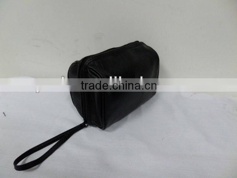 black pu cosmetic bag with handle