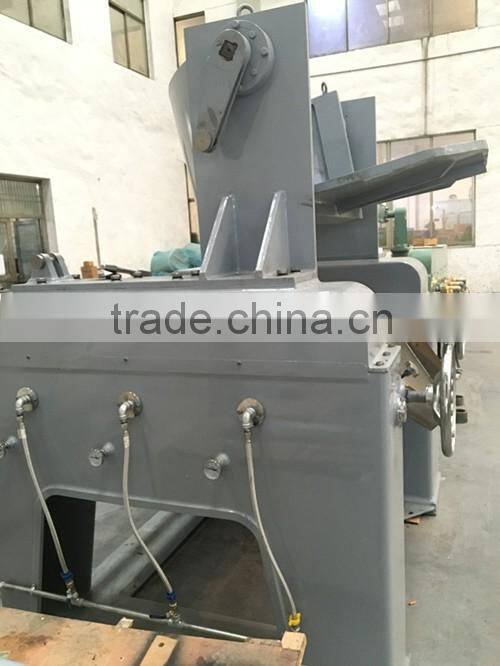 Longxin High Quality Manual Three Roller Mill(SG16)