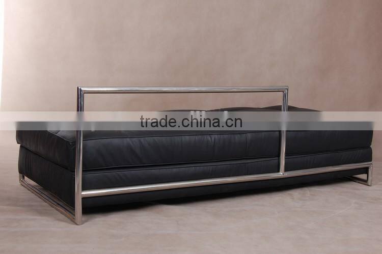 Cheap genuine leather black eileen gray daybed for sale made in China