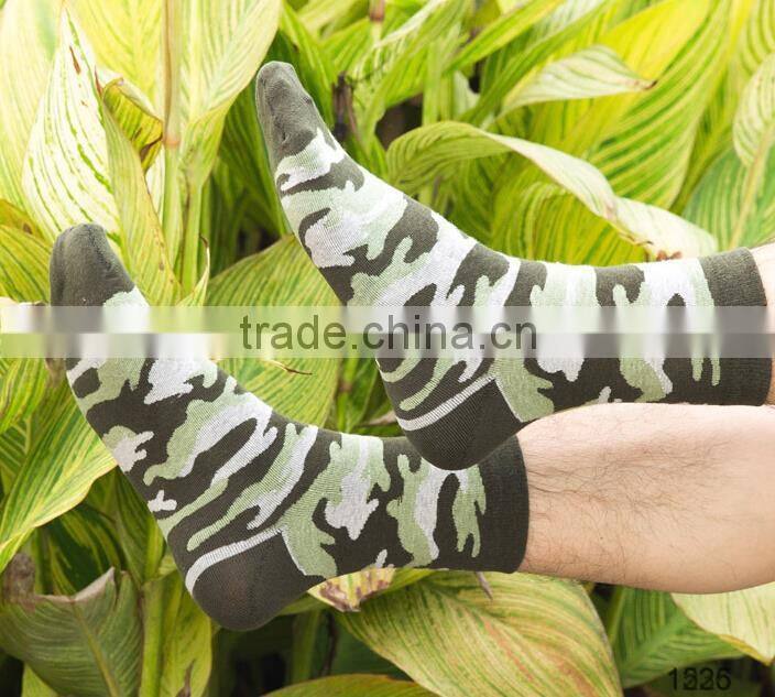 2016 fashion personality custom quality wholesale socks