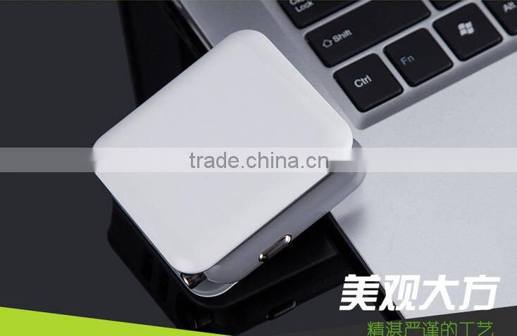 Fast Charging 2 In 1 Wall Charger Dual Car Charger With Retail Packaging