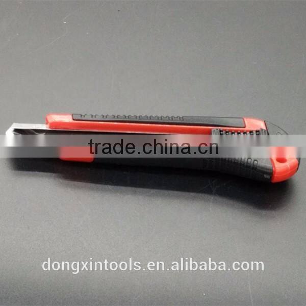 soft grip utility knife with rubber covered knife cutter utility knife