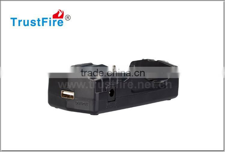 TrustFire 4.2V/5.0V portable charger for 14500,14650,17670,18500,18650,18700,22650,25500,26650 rechargeable batteries