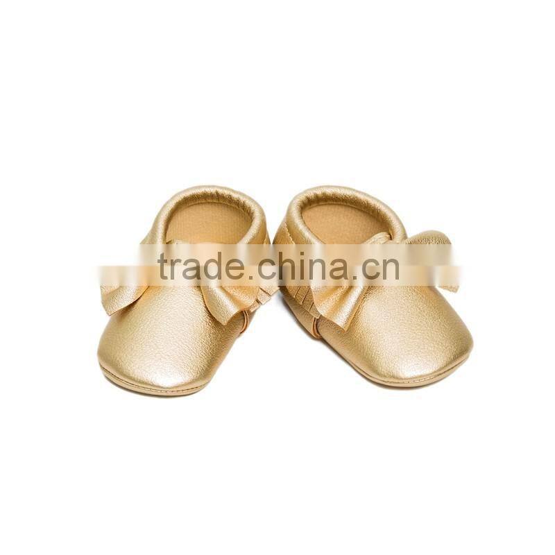 High quality warm casual genuine leather prewalker baby boy shoes moccasins one dollar shoes
