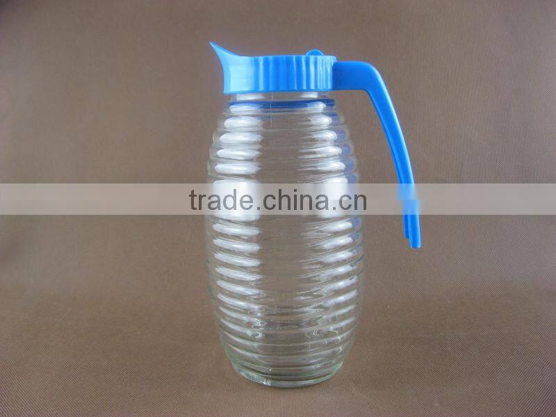 with Plastic Lid and Handle 1.5L Glass Water Jug