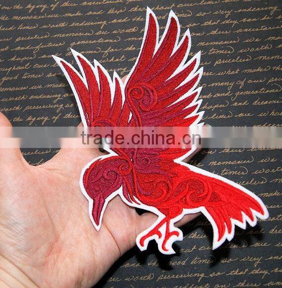 Custom high quality embroidered creative bird patch for clothes embroidery patch made in china choose size/color
