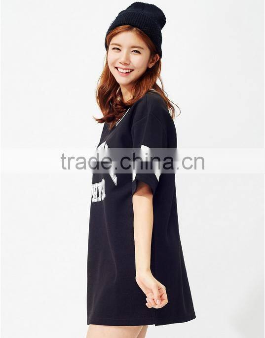 Female black sports printed letters long v-neck fleece