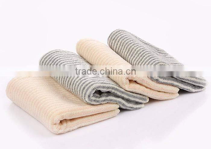 100% Cotton Compressed Stripes Sport Towels