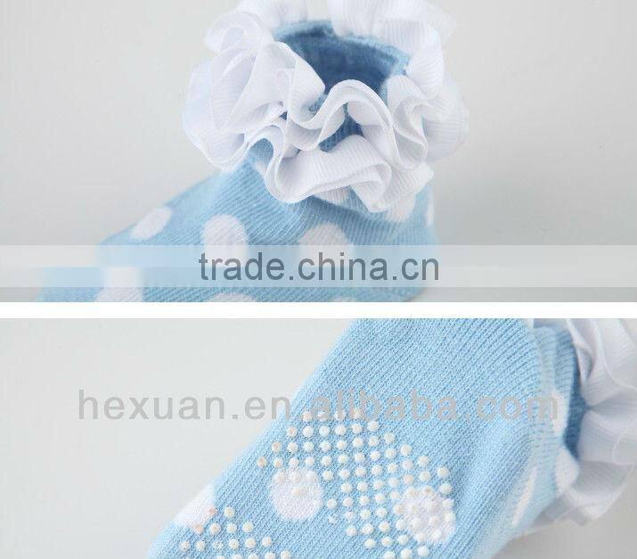 hot sale soft cotton gift baby clothing set