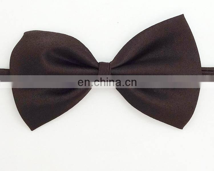 Wholesale Custom Professional Manufacturer Supplier Dog With Bow Tie Collar