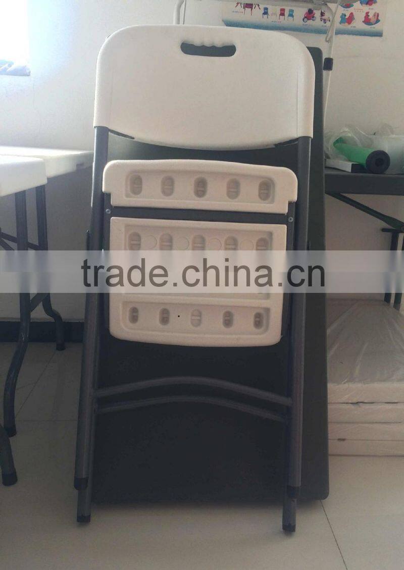 HDPE Material Plastic Folding Chair with Metal Frame