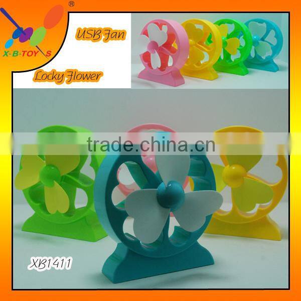 Cool Rechargeable battery mini fan with usb Line Modern Best-Selling desktop Fan Soft Blade Portable Fan