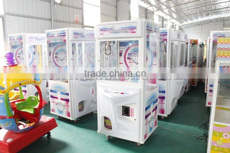LSJQ-596 High quality popular claw machine/ arcade claw machine for sale/ crane claw machine for sale