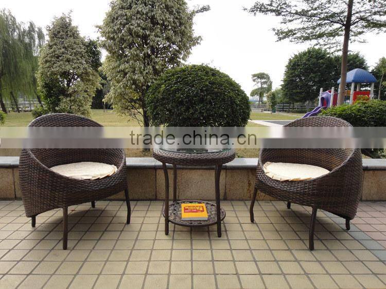 Hot sale leisure wooden outdoor small table